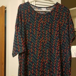 Lularoe Large (Sizes 16-18) Irma Tunic Top